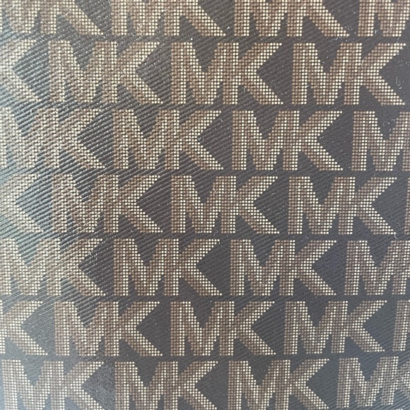 NWT MICHAEL Michael Kors Eliza Large East West Open Snap Tote in Brown Acorn - Picture 13 of 15